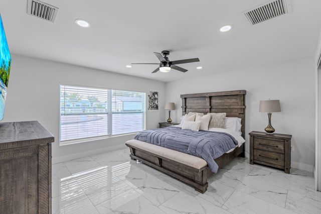 16200 Orange Avenue, Fort Pierce, FL 34945