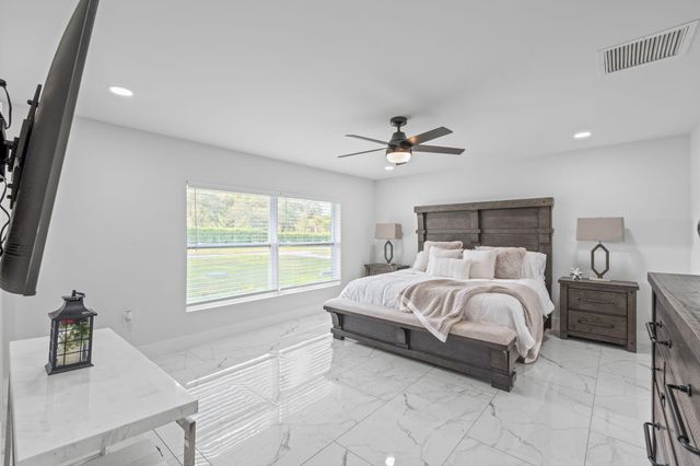 16200 Orange Avenue, Fort Pierce, FL 34945