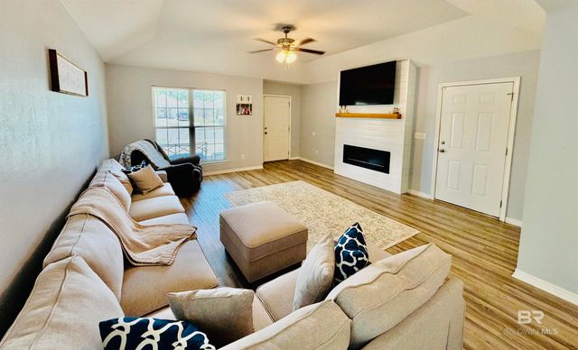 16132 Hoiles Avenue, Silverhill, AL 36576