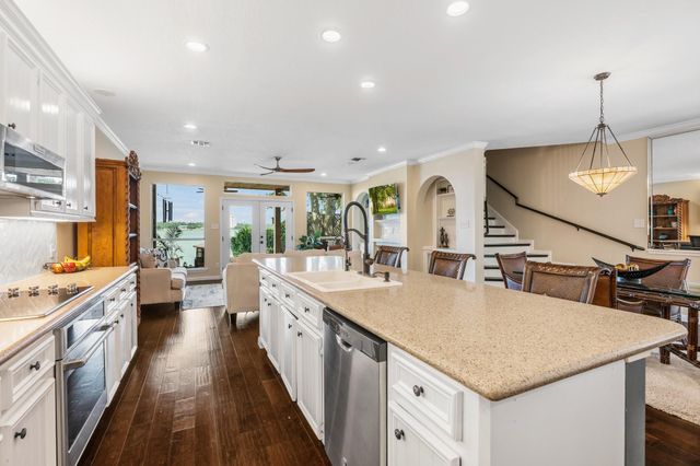 1130 Lake View Drive, Montgomery, TX 77356