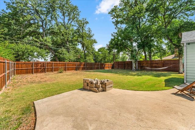 3720 Oaklawn Drive, Fort Worth, TX 76107