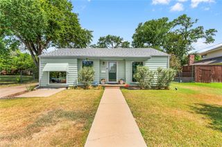 3720 Oaklawn Drive, Fort Worth, TX 76107