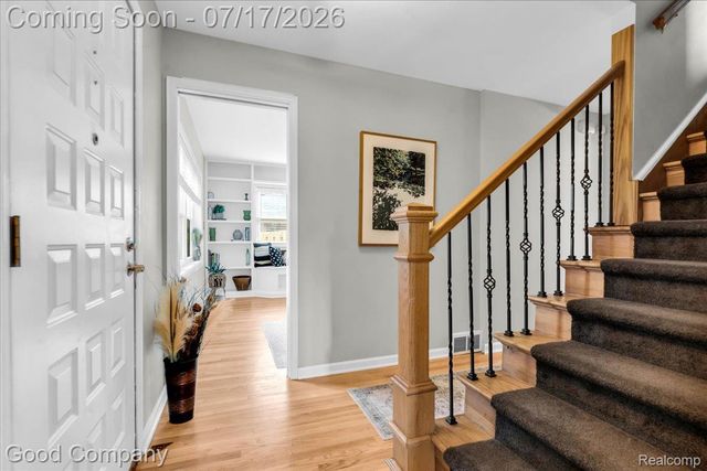 231 N Vermont Avenue, Royal Oak, MI 48067