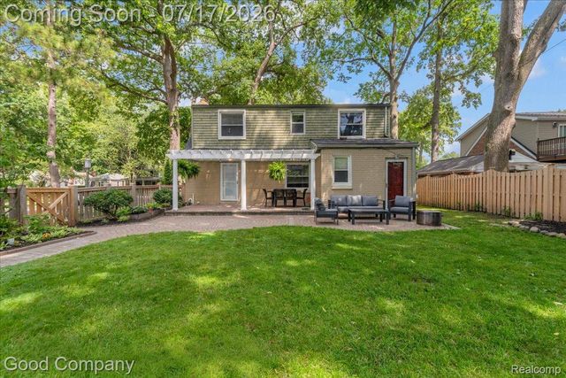 231 N Vermont Avenue, Royal Oak, MI 48067