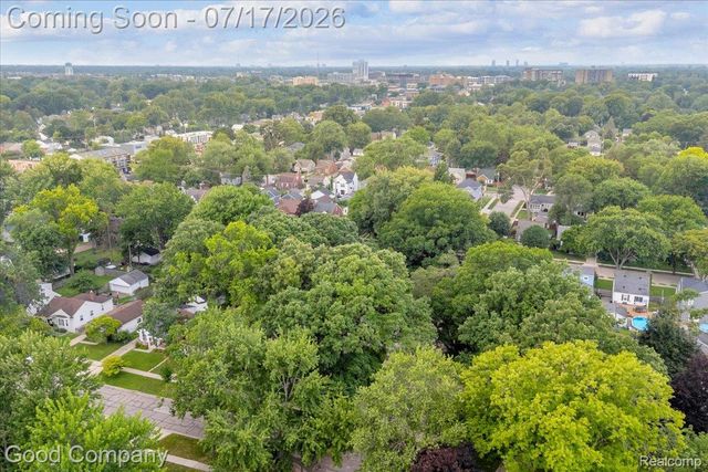 231 N Vermont Avenue, Royal Oak, MI 48067