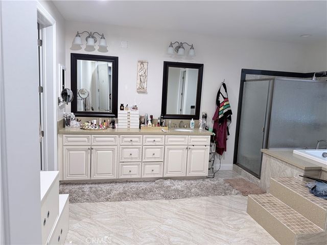 27370 Stonehenge, Hemet, CA 92544