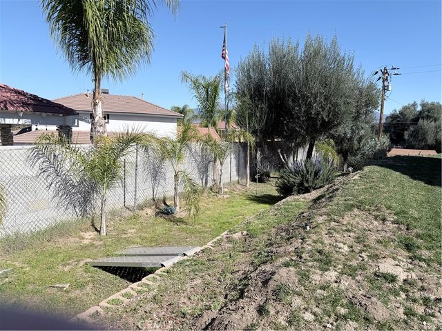 27370 Stonehenge, Hemet, CA 92544