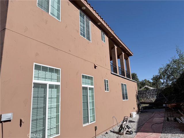 27370 Stonehenge, Hemet, CA 92544