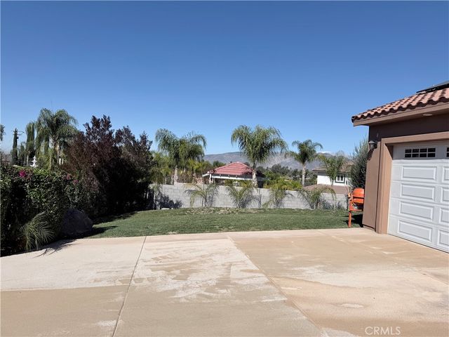 27370 Stonehenge, Hemet, CA 92544
