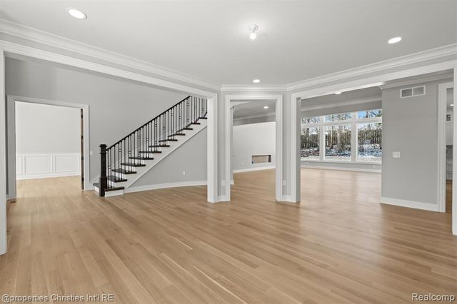 3080 Chickering Court, Bloomfield Hills, MI 48302