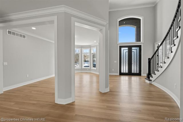 3080 Chickering Court, Bloomfield Hills, MI 48302