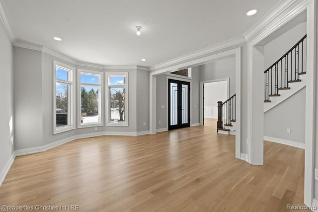 3080 Chickering Court, Bloomfield Hills, MI 48302