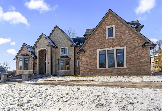 3080 Chickering Court, Bloomfield Hills, MI 48302