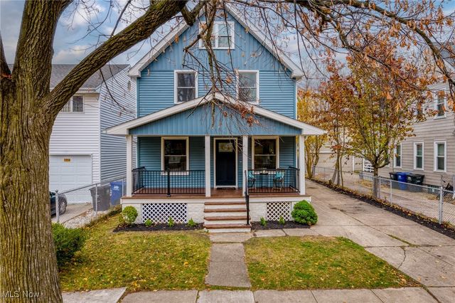 1563 Winchester Avenue, Lakewood, OH 44107