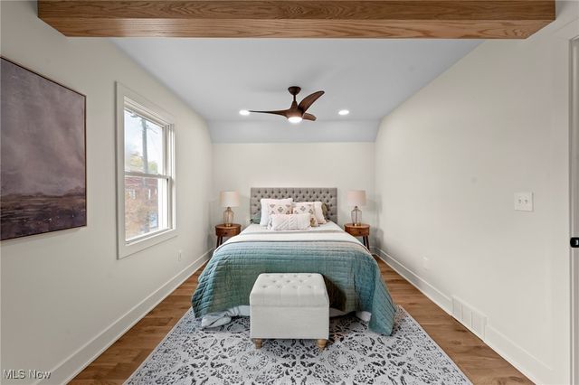 1563 Winchester Avenue, Lakewood, OH 44107