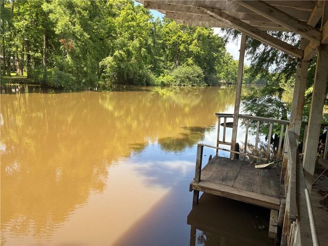 2002 LITTLE RIVER Road, Marksville, LA 71351
