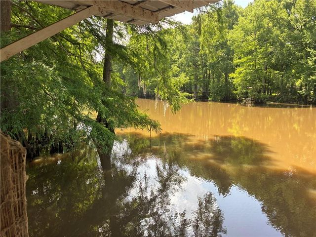 2002 LITTLE RIVER Road, Marksville, LA 71351