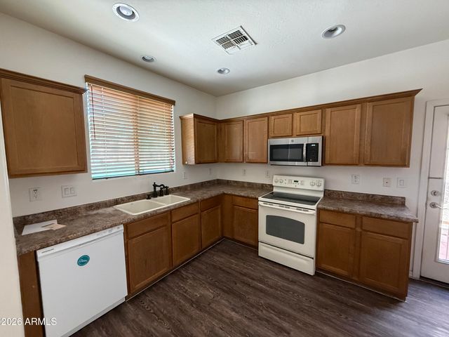 1670 E ELGIN Street, Gilbert, AZ 85295
