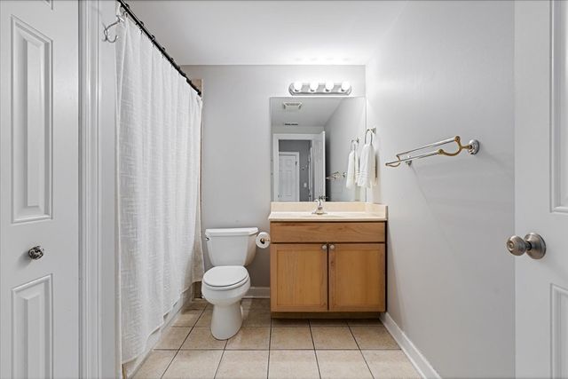 824 W Superior Street 306, Chicago, IL 60642