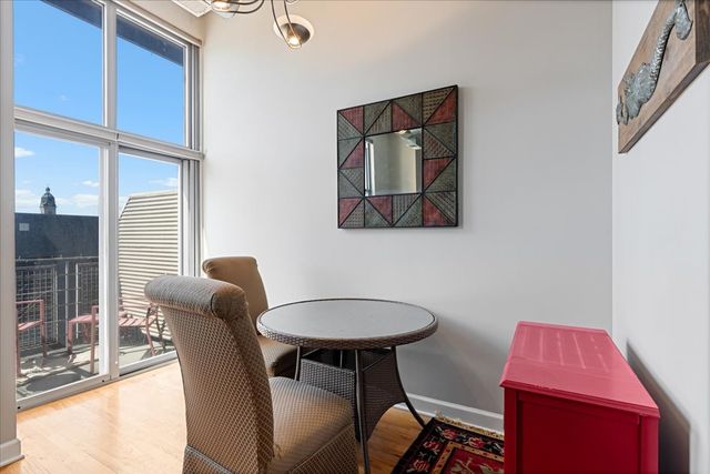 824 W Superior Street 306, Chicago, IL 60642