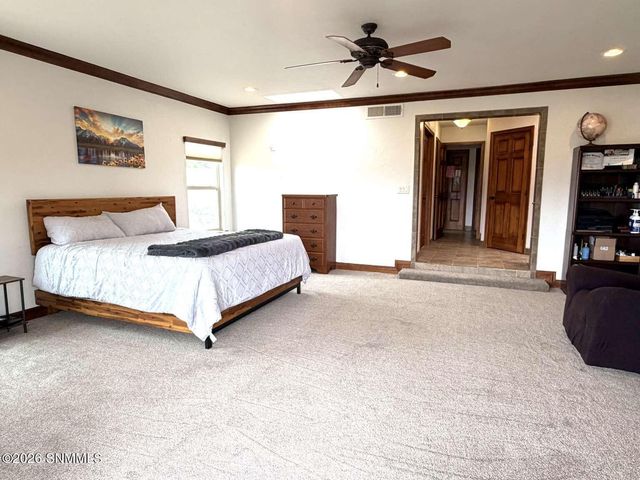 2330 Stagecoach Drive, Las Cruces, NM 88011