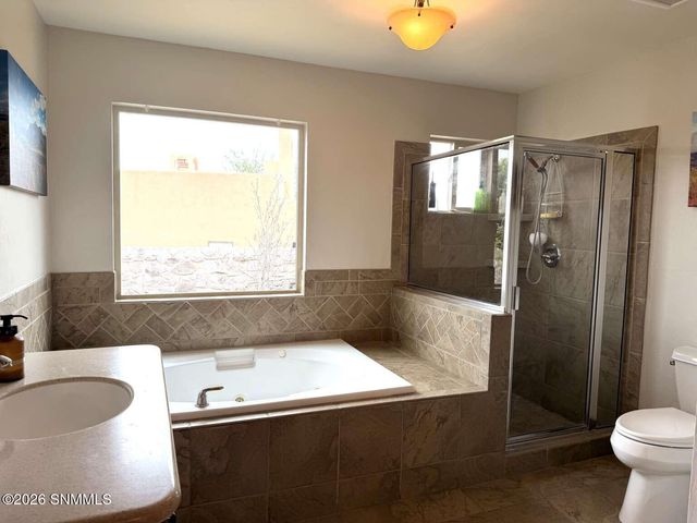 2330 Stagecoach Drive, Las Cruces, NM 88011