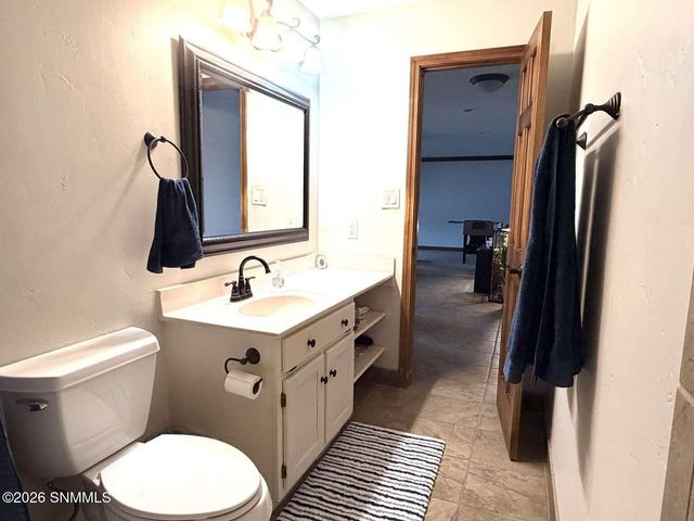 2330 Stagecoach Drive, Las Cruces, NM 88011