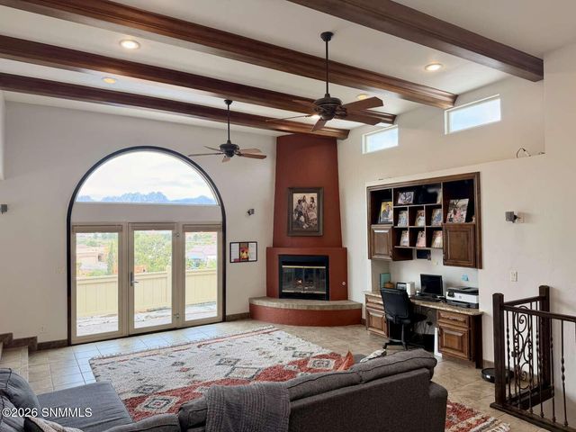 2330 Stagecoach Drive, Las Cruces, NM 88011