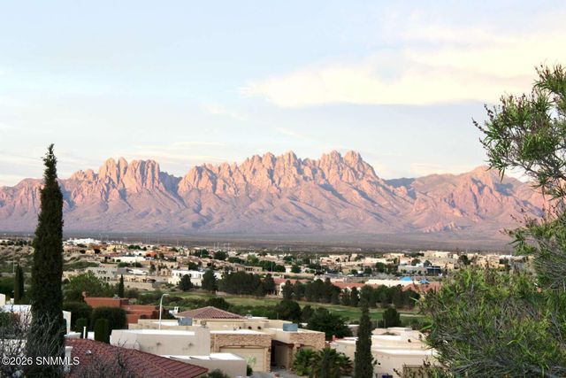 2330 Stagecoach Drive, Las Cruces, NM 88011
