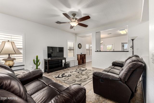 8517 E LINDNER Avenue, Mesa, AZ 85209