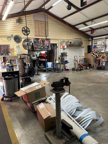 228 E Ingram, E. Camden, AR 71701