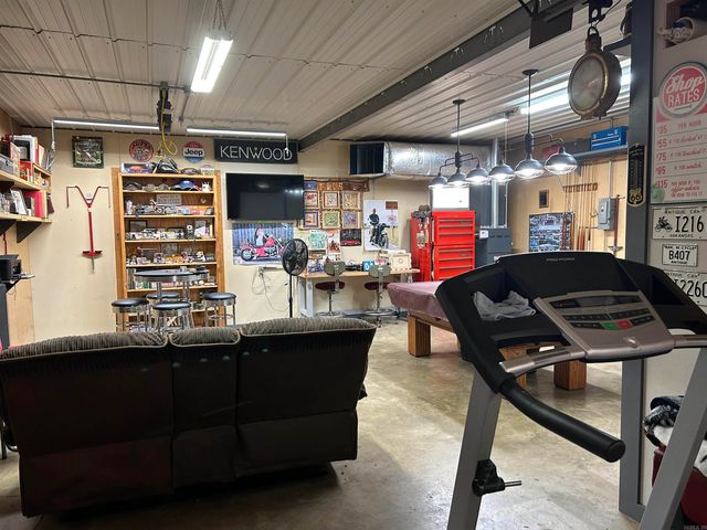 228 E Ingram, E. Camden, AR 71701