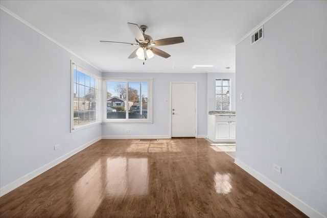 12538 S Justine Street, Calumet Park, IL 60827