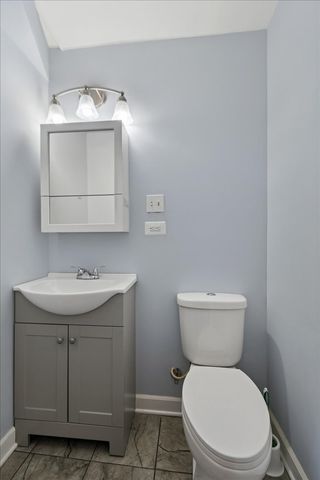 12538 S Justine Street, Calumet Park, IL 60827