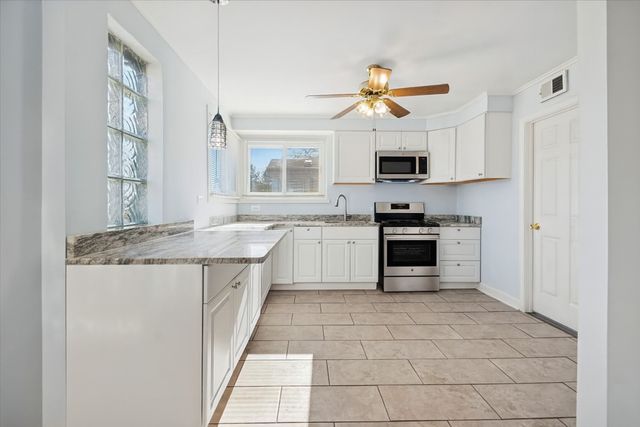 12538 S Justine Street, Calumet Park, IL 60827