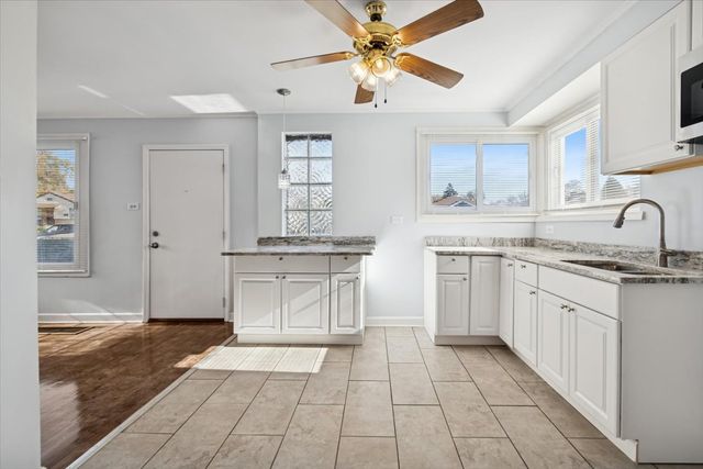 12538 S Justine Street, Calumet Park, IL 60827