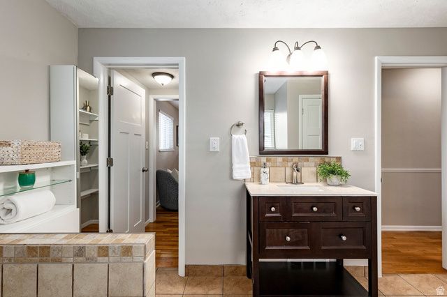 1371 E 8600 S, Sandy, UT 84093