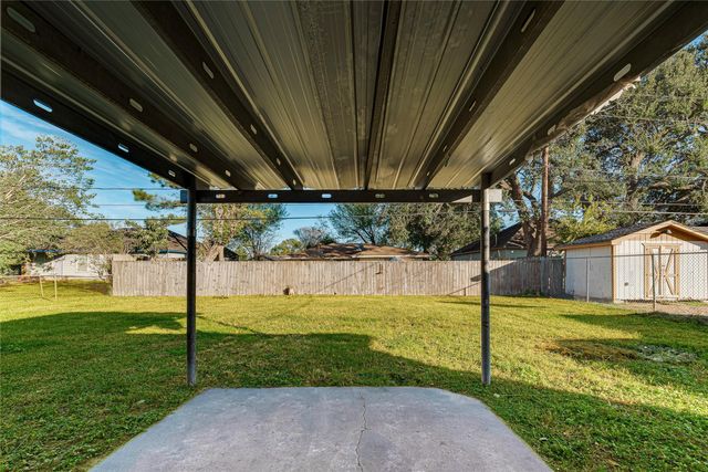 2021 Kingsdale Drive, Deer Park, TX 77536