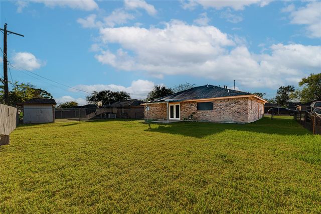 2021 Kingsdale Drive, Deer Park, TX 77536