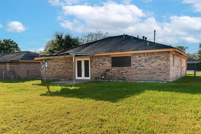 2021 Kingsdale Drive, Deer Park, TX 77536