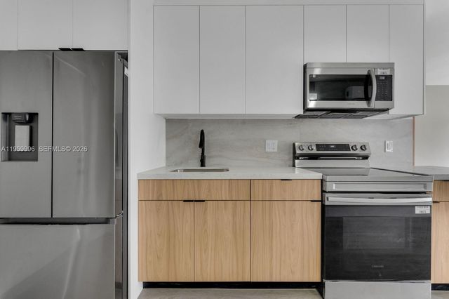 2625 NW 10th St, Pompano Beach, FL 33069