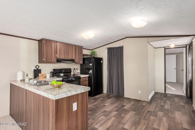 12118 N Musket Road, Marana, AZ 85653