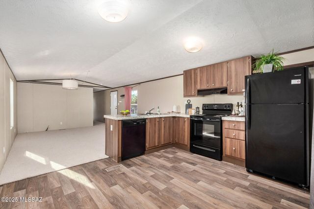 12118 N Musket Road, Marana, AZ 85653