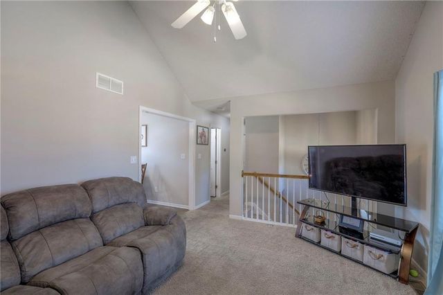 18909 E 12th Terrace, Independence, MO 64057