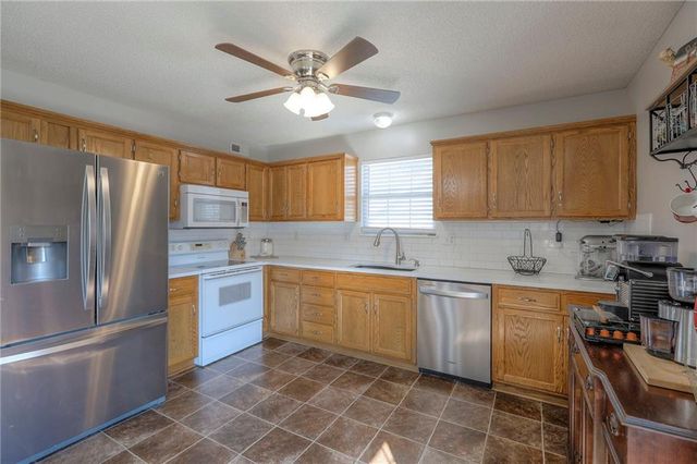 18909 E 12th Terrace, Independence, MO 64057