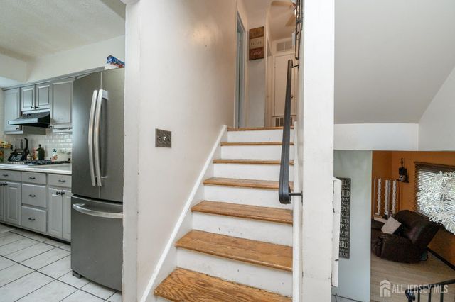 95 Balch Avenue, Piscataway, NJ 08854
