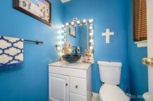 95 Balch Avenue, Piscataway, NJ 08854