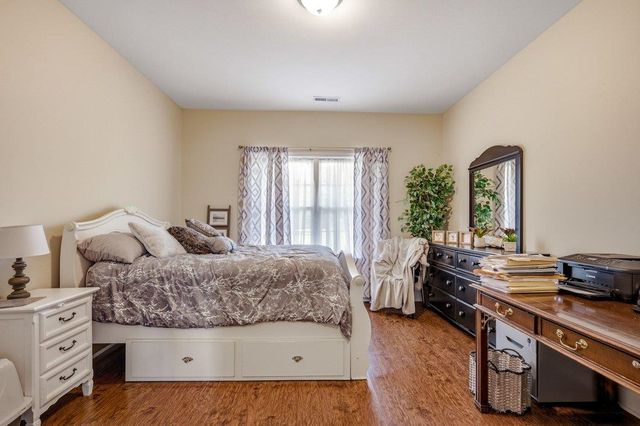 2117 Kara Dr., Conway, SC 29527