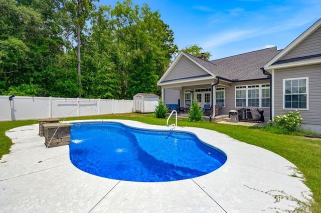 2117 Kara Dr., Conway, SC 29527