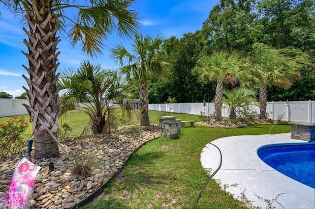 2117 Kara Dr., Conway, SC 29527